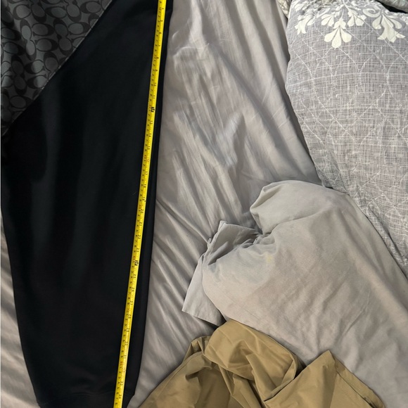 Coach Monogram Black and Gray sweatshirt size 3XL - Picture 9 of 10